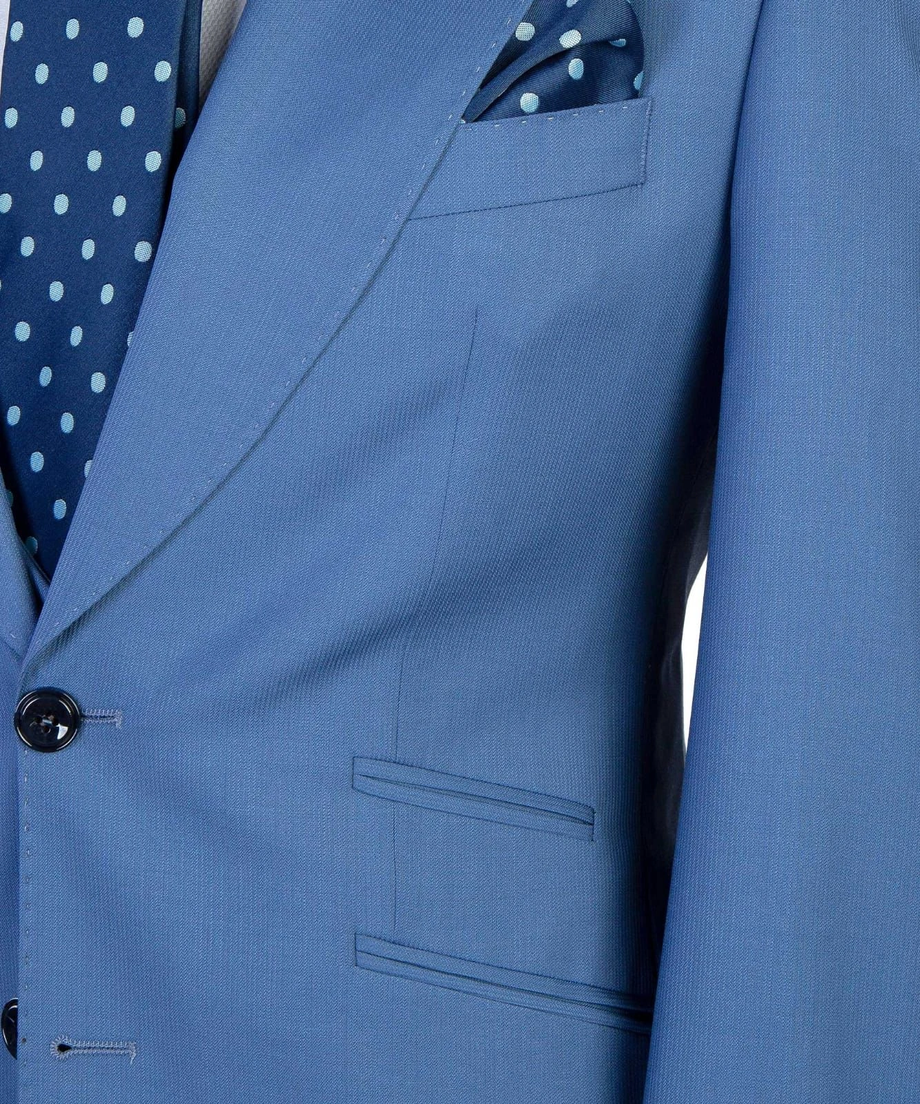 Blaue Business Anzüge – Drei elegante Stücke für Ihren Erfolg.